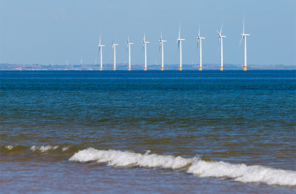 今や英国は洋上風力発電量では世界一