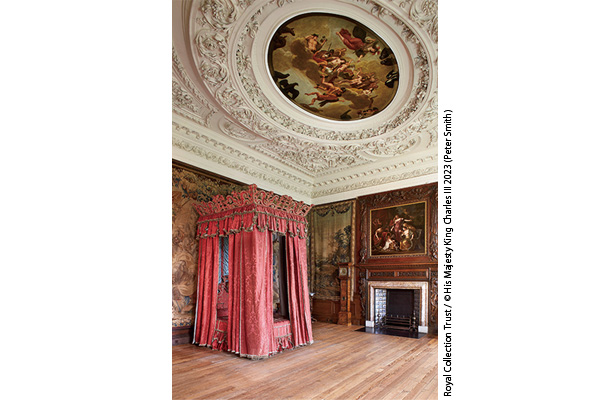 豪華な国王の寝室（the King's Bedchamber）は重要なゲストのみに入室が許可された