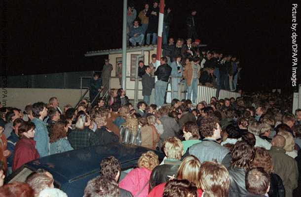 ベルリンの壁崩壊30周年記念特集【後編】勘違いが招いた歴史的事件