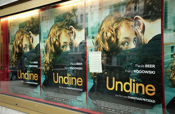 公開中の映画「Undine」のポスター