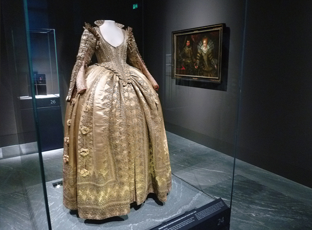 選帝侯ヨハン・ゲオルグ一世妃マグダレーナの儀式用ドレス