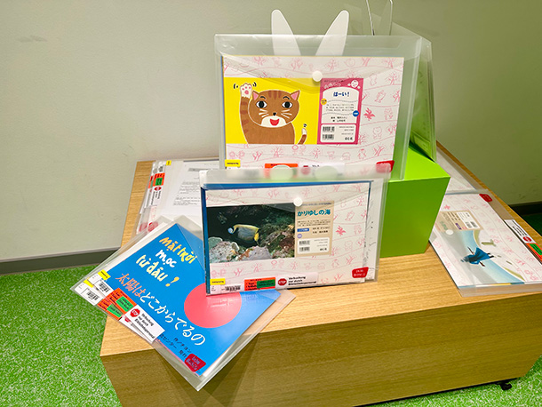 デュッセルドルフならでは!?日本語の紙芝居も発見！