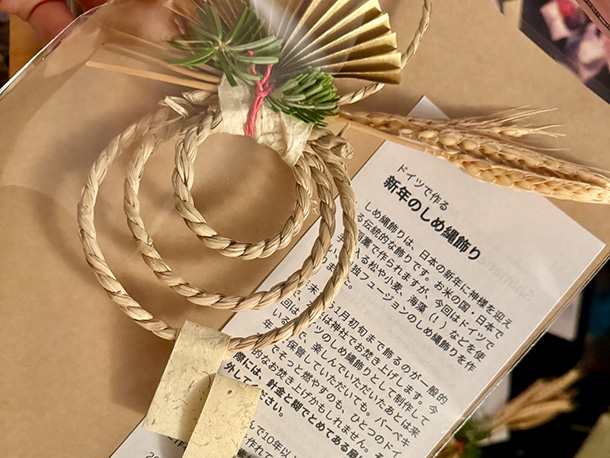 長年作りたかったしめ縄をアートマーケットに合わせて制作!