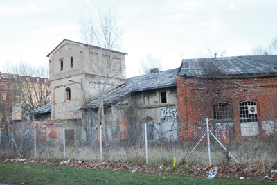 廃墟となっている産業歴史建造物