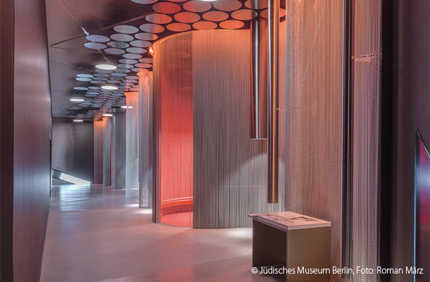 ベルリン・ユダヤ博物館の新しい常設展から音をテーマにした部屋