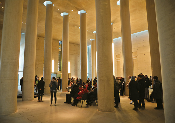 一般公開されたバウムシューレンヴェーク・クレマトリムの内観