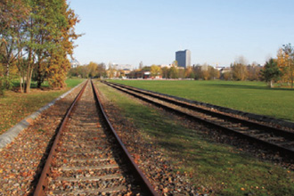公園東側に残された保存鉄道