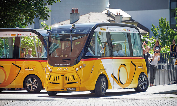 Autonomes Fahren 自動運転車