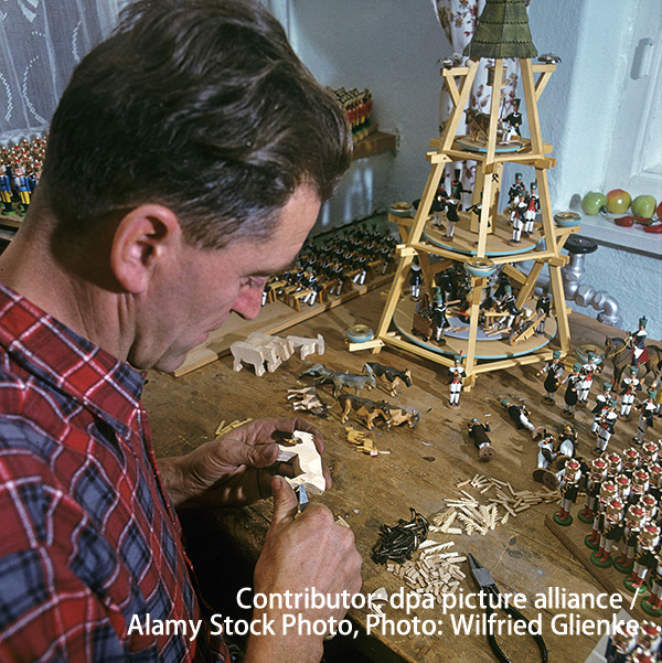 1971年ごろのザイフェンのおもちゃ工房