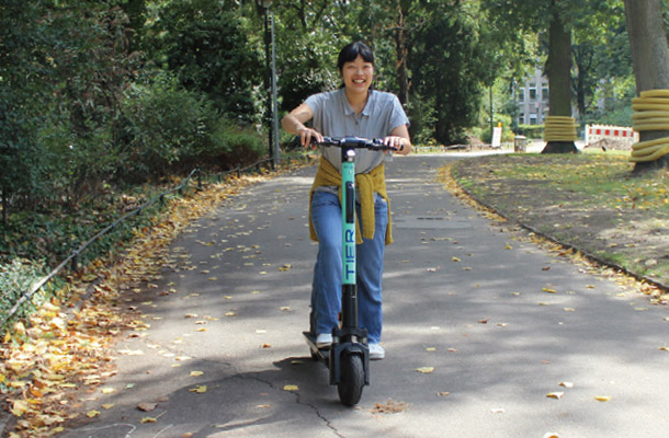 Eスクーターを取材