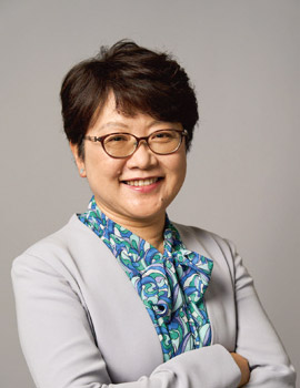岩間陽子さん