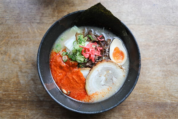 赤丸豚骨ラーメン